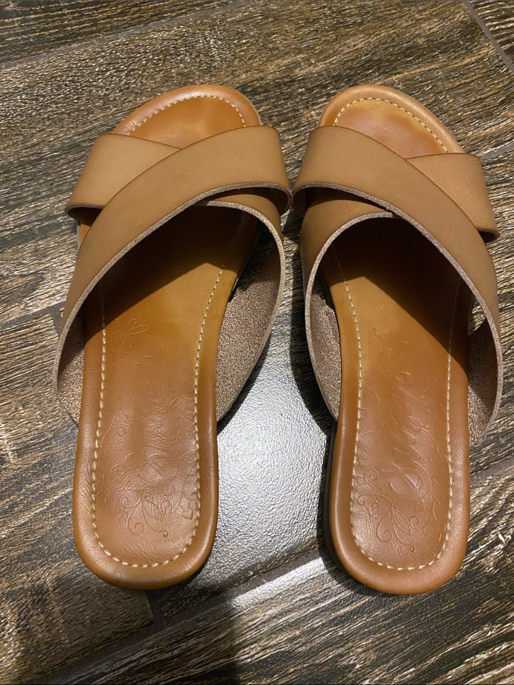 Women sandals